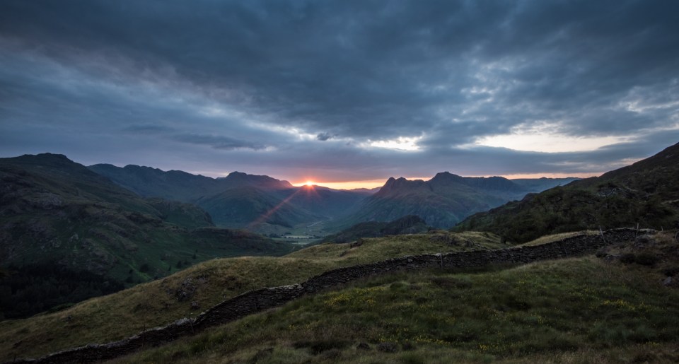 A darkening sky to the west. The start of the storm rolling in